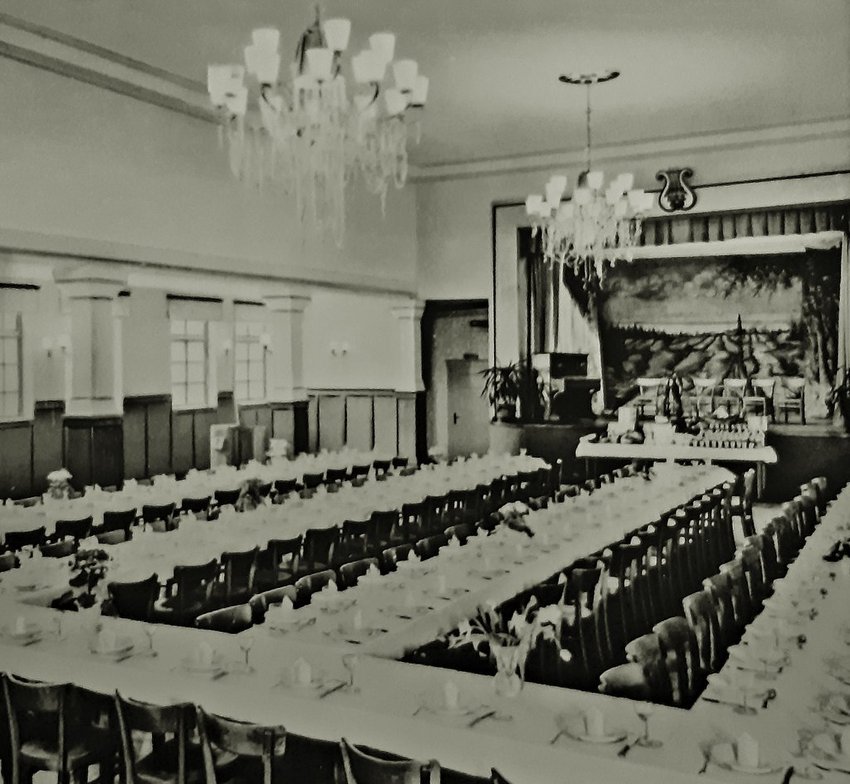 Foto eines alten Festsaals in Neuenkirchen am Hülsen