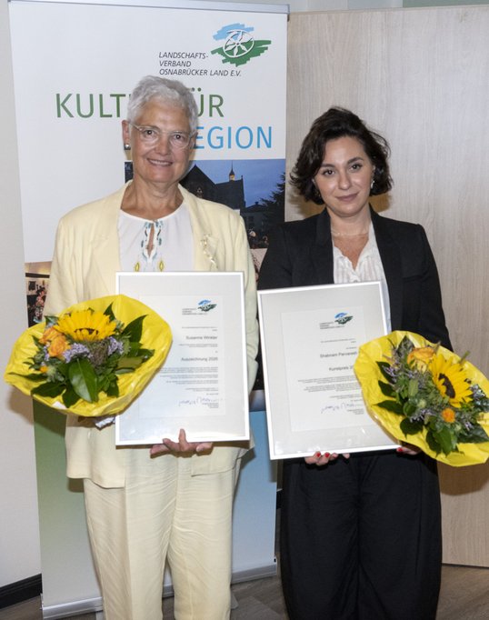 Susanne Winkler (l.) Shabnam Parvaresh